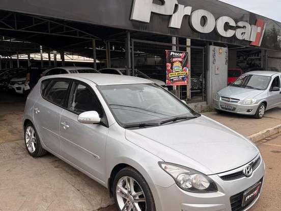 HYUNDAI-I30-2.0 MPFI GLS 16V GASOLINA 4P AUTOMÁTICO HYUNDAI-I30-2011