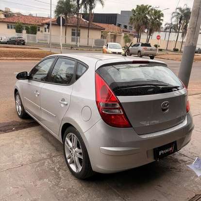 HYUNDAI-I30-2011