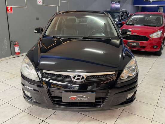 HYUNDAI-I30-2.0 MPFI GLS 16V GASOLINA 4P AUTOMÁTICO HYUNDAI-I30-2011