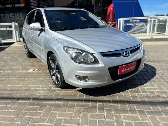 HYUNDAI I30 2.0 MPI 16V GASOLINA 4P MANUAL