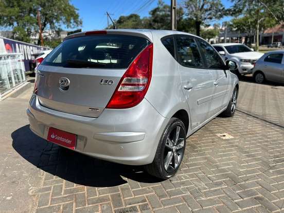 HYUNDAI-I30-2.0 MPI 16V GASOLINA 4P MANUAL HYUNDAI-I30-2011