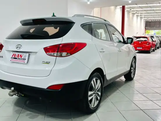 HYUNDAI-IX35-2.0 MPFI 16V FLEX 4P AUTOMÁTICO HYUNDAI-IX35-2016