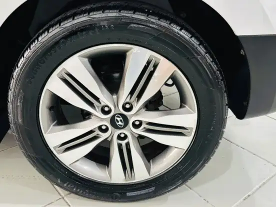 HYUNDAI-IX35-2.0 MPFI 16V FLEX 4P AUTOMÁTICO HYUNDAI-IX35-2016