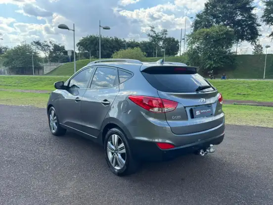 HYUNDAI-IX35-2.0 MPFI 16V FLEX 4P AUTOMÁTICO HYUNDAI-IX35-2016