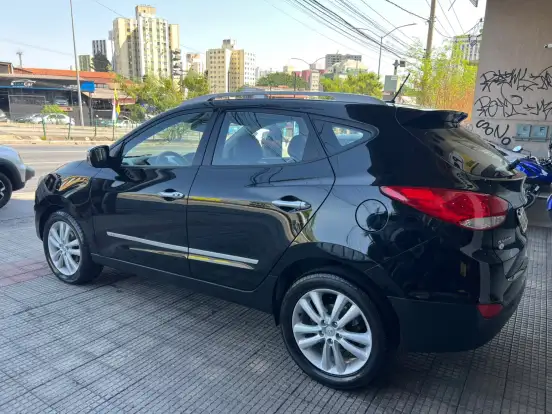 HYUNDAI-IX35-2.0 MPI 4X2 16V FLEX 4P AUTOMÁTICO HYUNDAI-IX35-2013