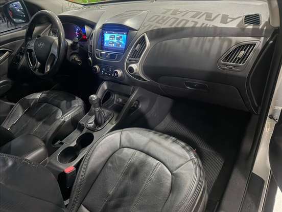 HYUNDAI-IX35-2.0 MPI 4X2 16V GASOLINA 4P MANUAL HYUNDAI-IX35-2010