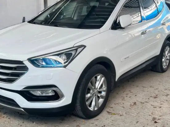HYUNDAI-SANTA FÉ-3.3 MPFI 4X4 7 LUGARES V6 270CV GASOLINA 4P AUTOMÁTICO HYUNDAI-SANTA FÉ-2018