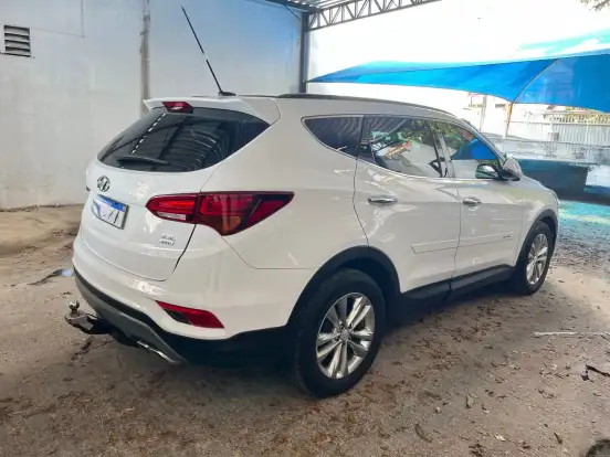 HYUNDAI-SANTA FÉ-3.3 MPFI 4X4 7 LUGARES V6 270CV GASOLINA 4P AUTOMÁTICO HYUNDAI-SANTA FÉ-2018