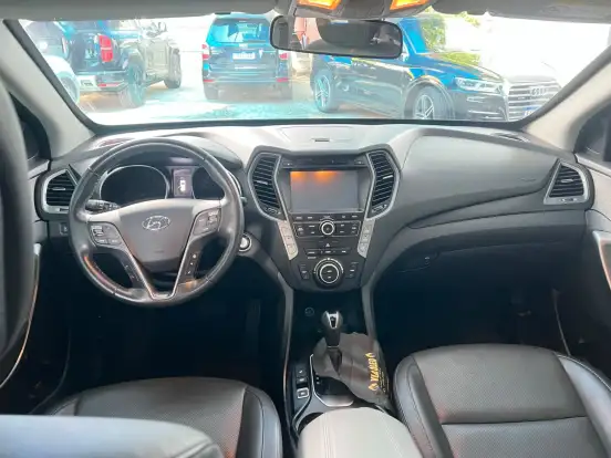 HYUNDAI-SANTA FÉ-3.3 MPFI 4X4 7 LUGARES V6 270CV GASOLINA 4P AUTOMÁTICO HYUNDAI-SANTA FÉ-2018