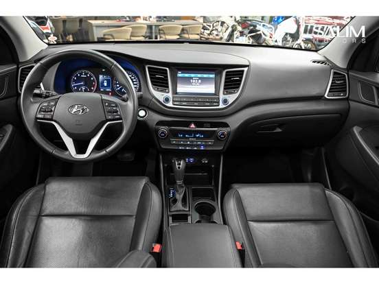 HYUNDAI-TUCSON-2020