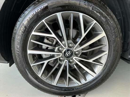 HYUNDAI-TUCSON-2024