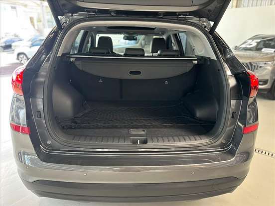 HYUNDAI-TUCSON-2024