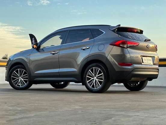 HYUNDAI-TUCSON-2018