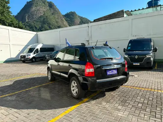 HYUNDAI-TUCSON-2.0 MPFI GLS 16V 143CV 2WD FLEX 4P AUTOMÁTICO HYUNDAI-TUCSON-2012
