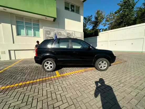 HYUNDAI-TUCSON-2012
