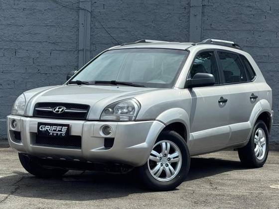 HYUNDAI TUCSON 2.0 MPFI GL 16V 142CV 2WD GASOLINA 4P AUTOMÁTICO