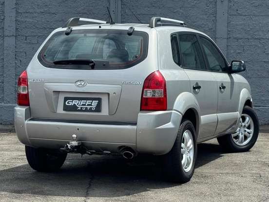 HYUNDAI-TUCSON-2007