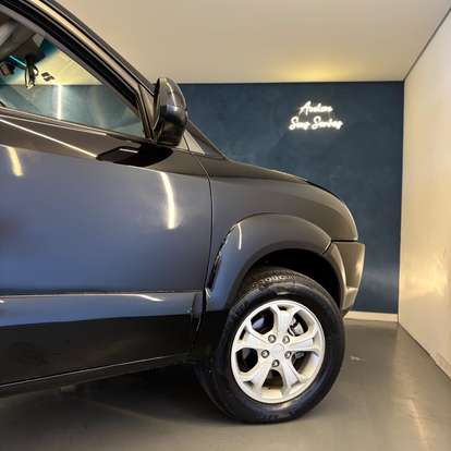 HYUNDAI-TUCSON-2.0 MPFI GL 16V 2WD GASOLINA 4P AUTOMÁTICO HYUNDAI-TUCSON-2011