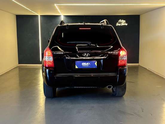HYUNDAI-TUCSON-2.0 MPFI GL 16V 2WD GASOLINA 4P AUTOMÁTICO HYUNDAI-TUCSON-2011