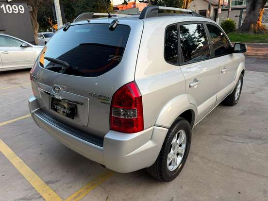 HYUNDAI-TUCSON-2014