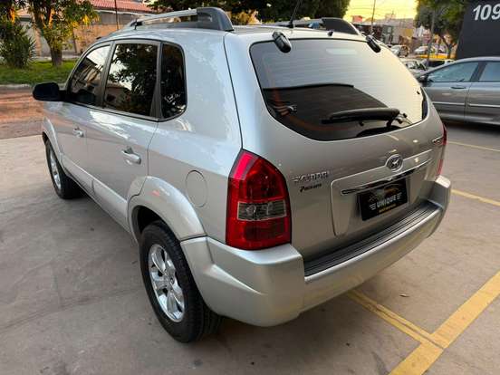 HYUNDAI-TUCSON-2.0 MPFI GLS 16V 143CV 2WD FLEX 4P AUTOMÁTICO HYUNDAI-TUCSON-2014