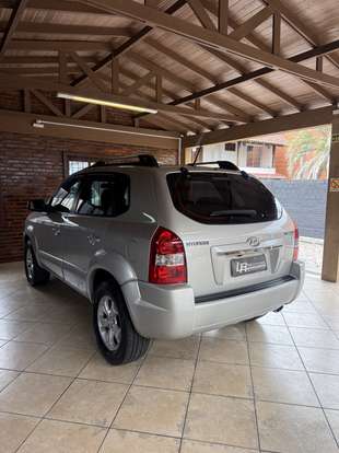 HYUNDAI-TUCSON-2013