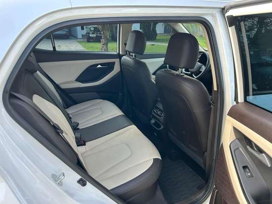 HYUNDAI-CRETA-2023