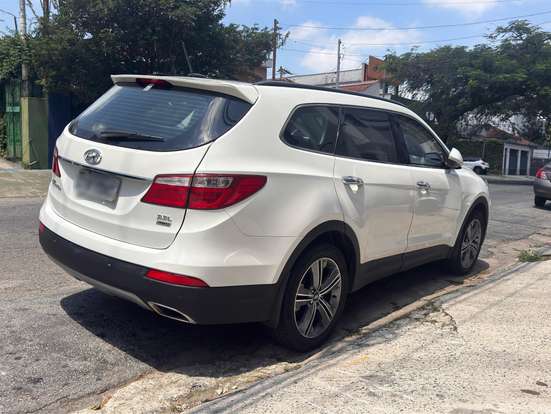 HYUNDAI-GRAND SANTA FÉ-3.3 MPFI V6 4WD GASOLINA 4P AUTOMÁTICO HYUNDAI-GRAND SANTA FÉ-2015