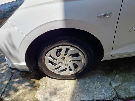 HYUNDAI-HB20-2023