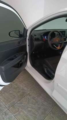 HYUNDAI-HB20-2024