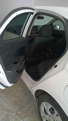 HYUNDAI-HB20-2024