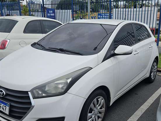 HYUNDAI-HB20-1.0 COMFORT 12V FLEX 4P MANUAL HYUNDAI-HB20-2015
