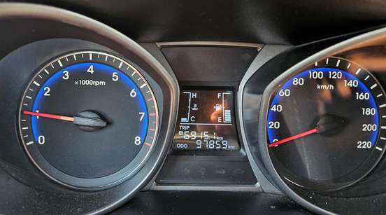 HYUNDAI-HB20-2015