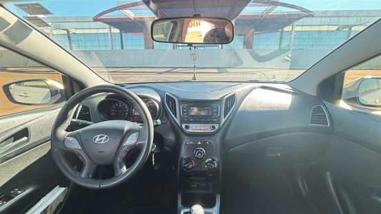 HYUNDAI-HB20-2016