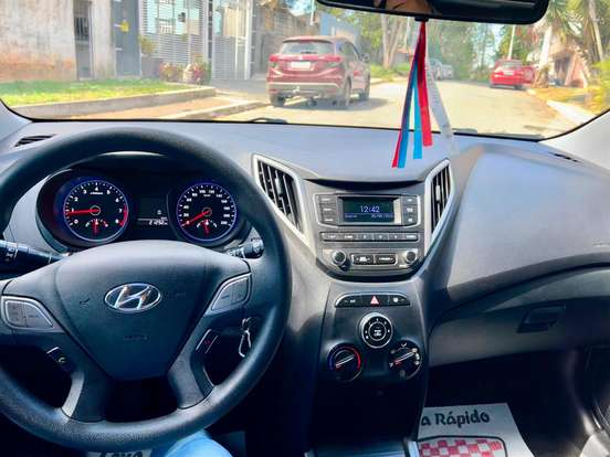 HYUNDAI-HB20-1.0 COMFORT PLUS 12V FLEX 4P MANUAL HYUNDAI-HB20-2018