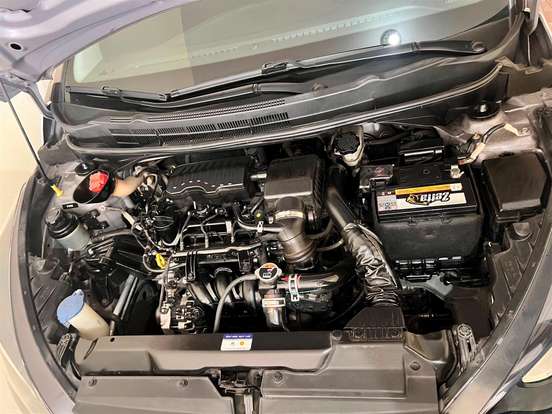 HYUNDAI-HB20-2018