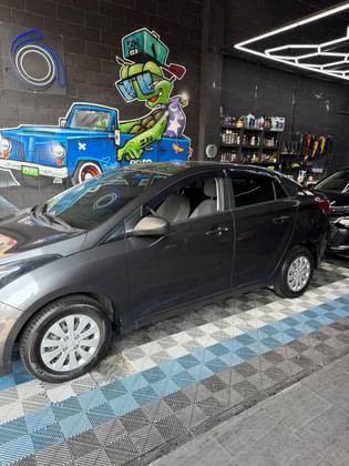 HYUNDAI HB20S 1.0 UNIQUE 12V FLEX 4P MANUAL