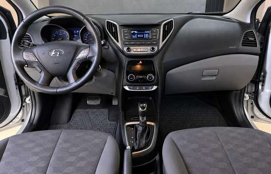 HYUNDAI-HB20S-1.6 PREMIUM 16V FLEX 4P AUTOMÁTICO HYUNDAI-HB20S-2016