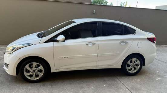 HYUNDAI-HB20S-2016