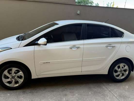 HYUNDAI-HB20S-1.6 PREMIUM 16V FLEX 4P AUTOMÁTICO HYUNDAI-HB20S-2016