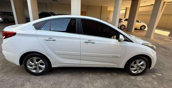 HYUNDAI-HB20S-2016