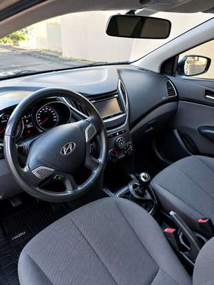 HYUNDAI-HB20S-1.6 PREMIUM 16V FLEX 4P MANUAL HYUNDAI-HB20S-2013