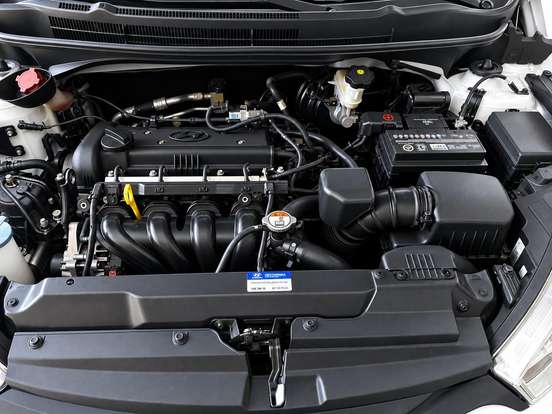 HYUNDAI-HB20S-1.6 PREMIUM 16V FLEX 4P MANUAL HYUNDAI-HB20S-2013