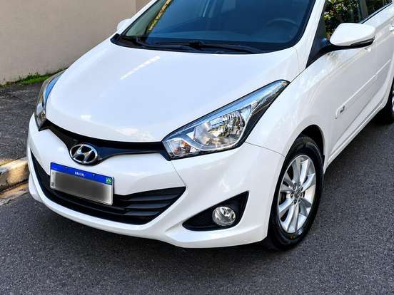 HYUNDAI-HB20S-1.6 PREMIUM 16V FLEX 4P MANUAL HYUNDAI-HB20S-2013