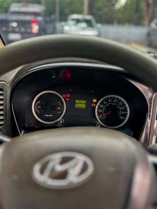 HYUNDAI-HR-2016