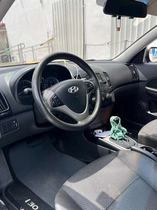 HYUNDAI-I30-2010