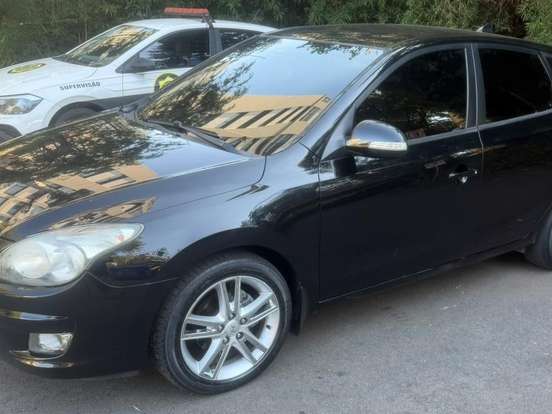 HYUNDAI-I30-2.0 MPFI GLS 16V GASOLINA 4P AUTOMÁTICO HYUNDAI-I30-2011