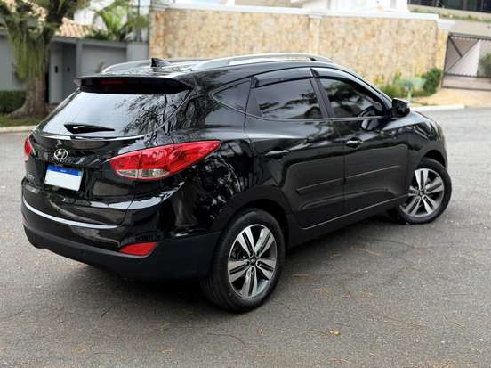 HYUNDAI-IX35-2015