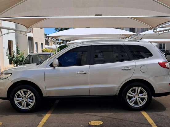 HYUNDAI-SANTA FÉ-3.5 MPFI GLS 7 LUGARES V6 24V 285CV GASOLINA 4P AUTOMÁTICO HYUNDAI-SANTA FÉ-2011