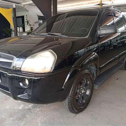 HYUNDAI-TUCSON-2009